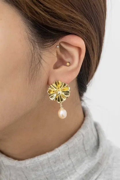 Flora Drop Earrings Lovoda