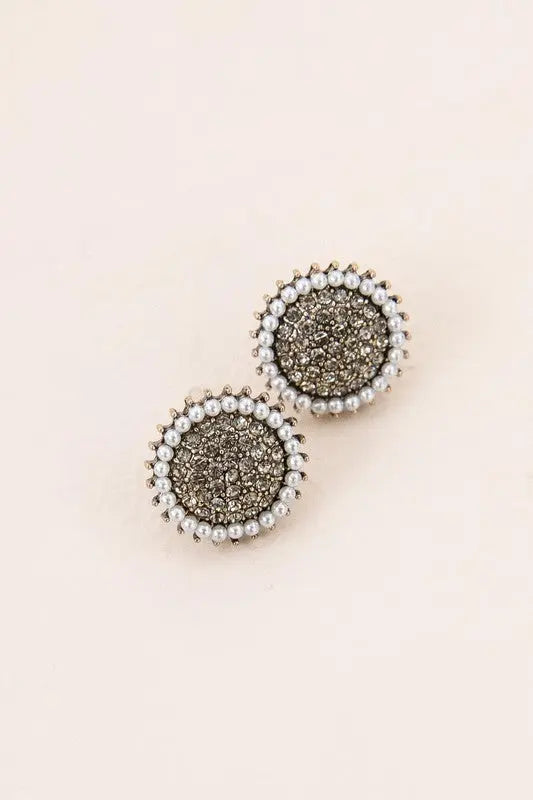 Refined Stud Earrings Lovoda