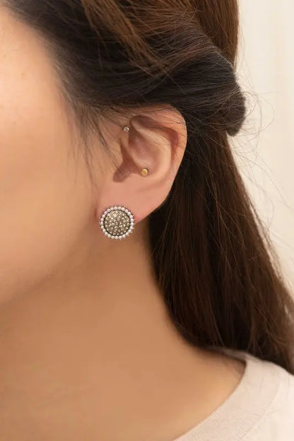 Refined Stud Earrings Lovoda