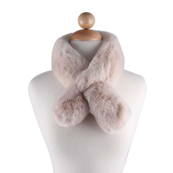 FAUX FUR PULL THROUGH SCARF