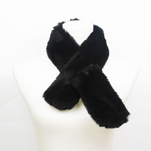 FAUX FUR PULL THROUGH SCARF