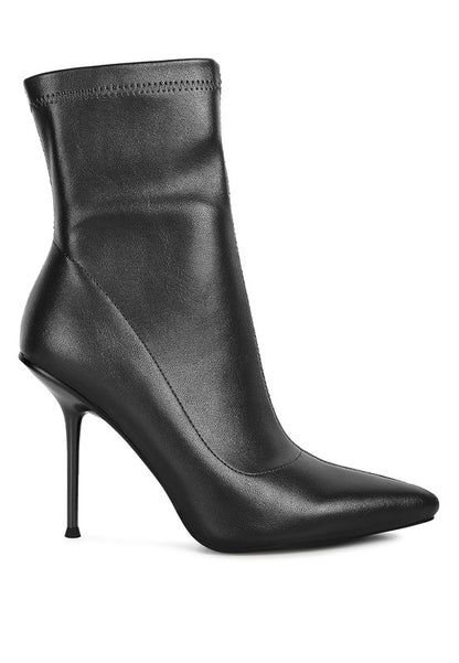 Yolo High Pointed Heeled Ankle Boot