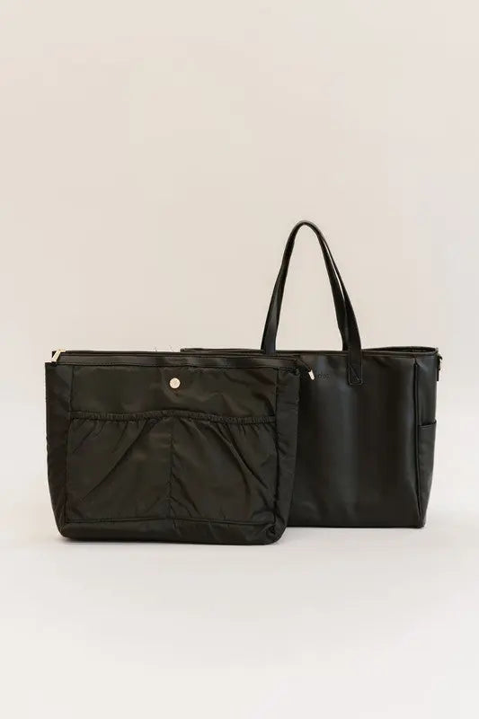 SIGNATURE TOTE CARRY ALL ON LAPTOP BAG Modern + Chic