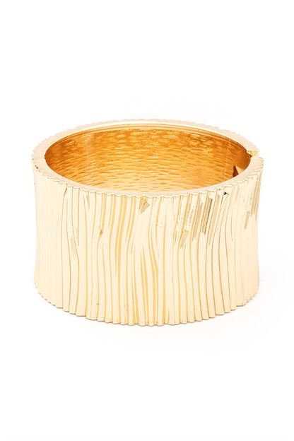 Oversize Texture Statement Bangle