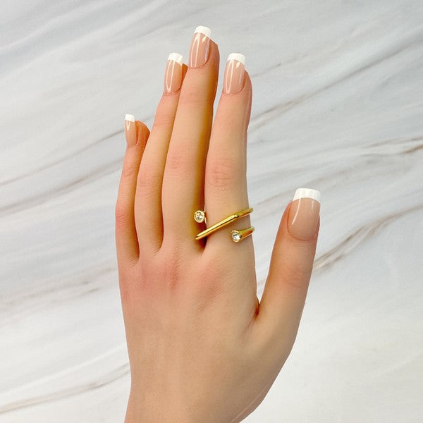 Edge Angled Swirling Ring